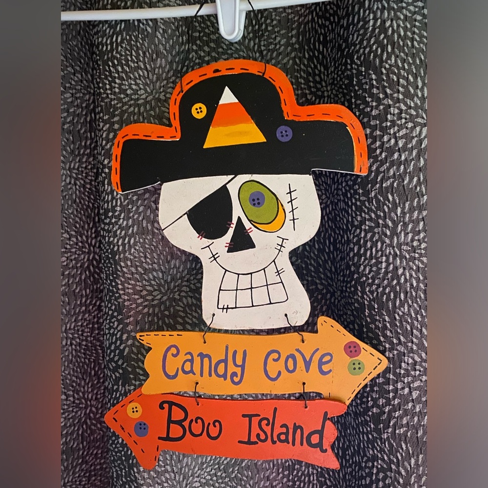 Halloween sign